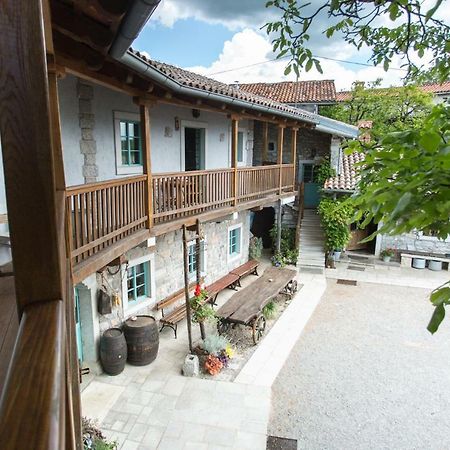 Villa Tourist Farm Benčič Sežana Exterior foto