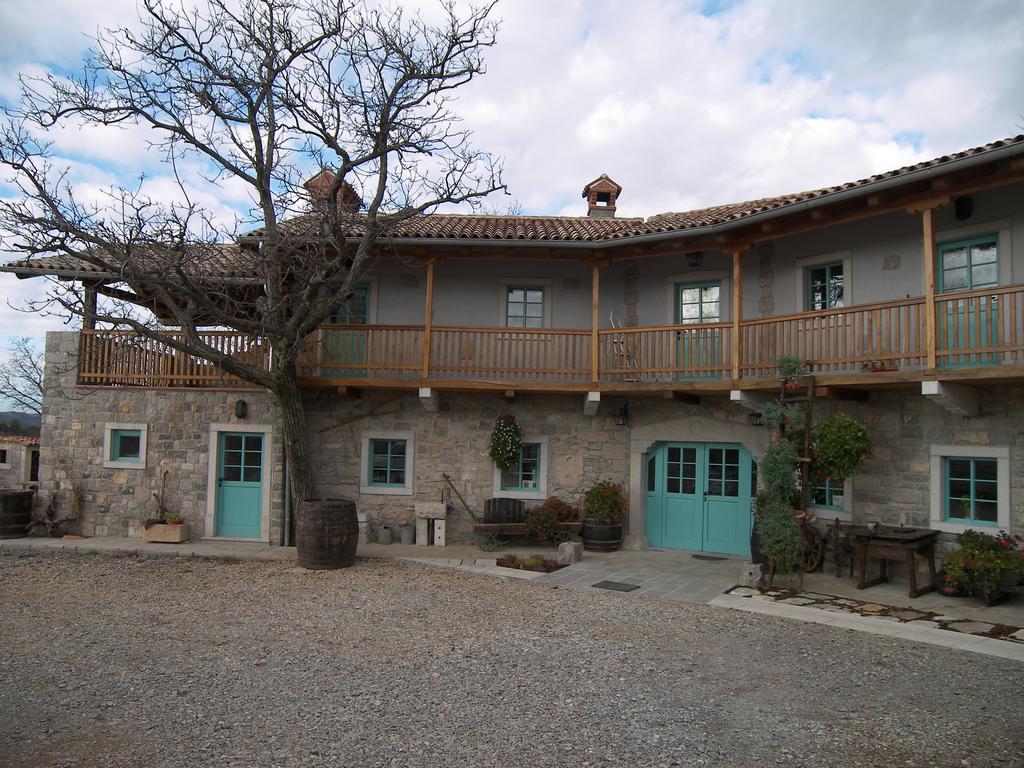 Villa Tourist Farm Benčič Sežana Exterior foto